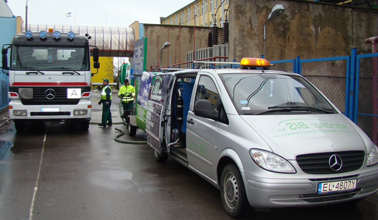 2-czyszczenie-kanalizacji